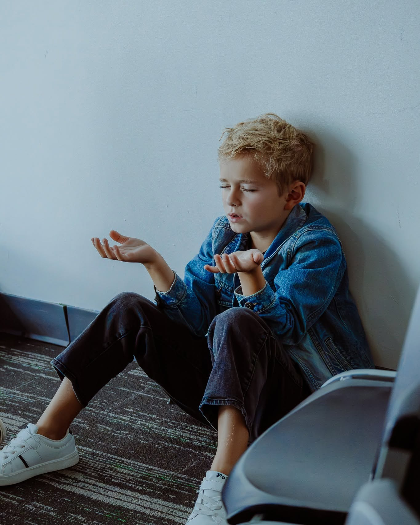 Parent having an honest conversation with a child about God